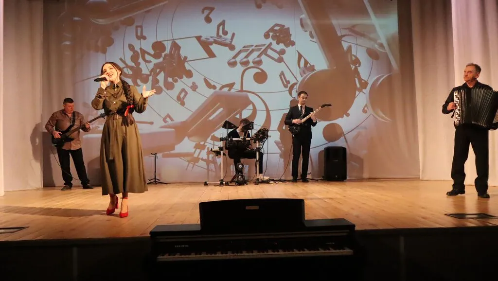 Городской фестиваль-конкурс "Солдатская завалинка"